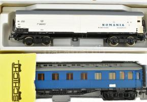 4 doboz, összesen 4 db Piko vasút modell, vasúti kocsi szerelvény eredeti dobozában, újszerű állapot...