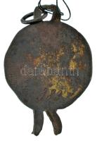 ~1930. "Ez a föld melyen annyiszor apáink vére folyt" feliratú fém irredenta ereklye fülle...