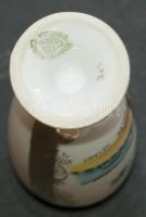 1db Victoria jelzéssel ellátott csehszlovák díszváza a balatonfüredi emléksétány képével (11cm magas...