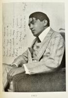 Ady Lajos: Ady Endre. Bp.,1923,Amicus,(Pápai Ernő-ny.),1 t.+245+3 p.+12 t.(Fekete-fehér fotók.) Olda...