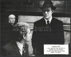 cca 1974 ,,Merénylők" című francia - olasz - NSZK film jelenetei és szereplői, 12 db vintage pr...