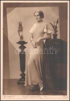 cca 1927 Budapest, Labori fényképész műtermében készült, aláírt, vintage fotó, ezüst zselatinos fotó...
