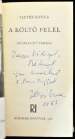 llyés Gyula: A költő felel. Válogatott versek. (Bp.) 1966. Kozmosz. 1 t. (Illyés Gy.) 252 p. 2 sztl. lev. Első kiadás. Kiadói egészvászon kötésben, kissé sérült védőborítóval, DEDIKÁLT!