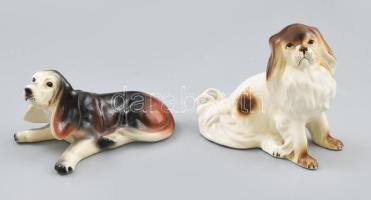 2 db kutya figura, jelzett, kis kopással, h: 13-14 cm
