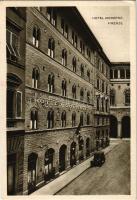 Firenze, Hotel Moderno, automobile (EK)