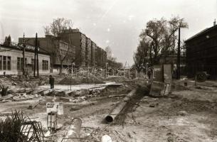 1984 Budapest, városrendezés, -fejlesztés a metró építéshez kapcsolódva (Dózsa György út, Váci út, Á...