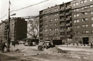 1984 Budapest, városrendezés, -fejlesztés a metró építéshez kapcsolódva (Dózsa György út, Váci út, Á...