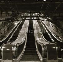 cca 1960 és 1985 között készült felvételek a metró építésről föld felett és föld alatt, 33 db vintag...