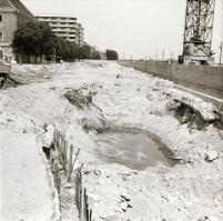 cca 1960 és 1985 között készült felvételek a metró építésről föld felett és föld alatt, 33 db vintag...