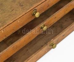 Antik "Zwicky's Schweizerseiden sind die besten" feliratú, kisméretű fa ládikó három ...