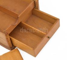 Antik üvegezett doboz, kulccsal, fiókkal, kopással, 27x18x11 cm