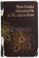 Pest-budai rézmetszők a 19. században. Bp., 1980, Zrínyi. Minikönyv, számozott példány, illusztrált, kiadói aranyozott műbőr kötés, kopott