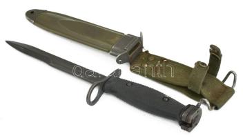 Amerikai M7 bajonett, jelzett, eredeti hüvellyel, h: 30 cm / U.S. Army M7 bayonet with original sheath