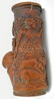 Régi vadászjelenetes fa pipafej, sérült, m: 10,5 cm
