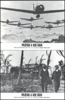 cca 1976 ,,Pilóták a kék égen" című japán film jelenetei és szereplői, 10 db produkciós filmfot...