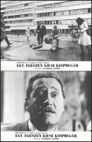 cca 1977 ,,Egy egészen kicsi kispolgár" című olasz film jelenetei és szereplői, 5 db produkciós filmfotó nyomdatechnikával sokszorosítva kartonpapírra, egyoldalas nyomással, a használatból eredő (esetleges) kisebb hibákkal, 18x24 cm