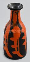 Gorka Lívia (1925 - 2011): Váza. Fekete, narancs mázakkal festett kerámia, alján apró mázhibával. Jelzett: Gorka Lívia. m:19 cm