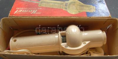 Vegyes bolhapiactétel, benne: masszírozógép sok tartozékkal, leírással, fa ikon utánzatok, bakelit h...