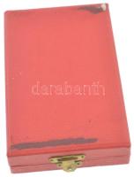 1964. "Munka Érdemrend" arany fokozata, zománcozott bronz kitüntetés mellszalagon, miniatű...