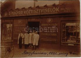 1922 Nagykanizsa, A Magyar Köztisztviselők fogyasztási, termelő és értékesítő szövetkezete nagykanizsai fiókja. photo (7,9 cm x 10,7 cm) (vágott / cut)