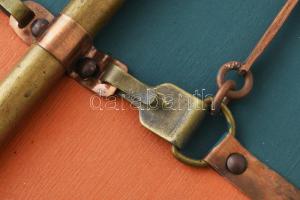 Haraszty István (1934-2022): Fogoly pumpa, 2014. Akril, fém applikáció, réz, fatábla. Jelezve lent: ...