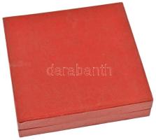 1986. "100 éves a miskolci Berzeviczky Gergely Kereskedelmi és Vendéglátópari Szakközépiskola 1...