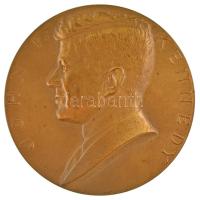 Amerikai Egyesült Államok DN "John F. Kennedy" bronz emlékérem "United States Mint - Treasury" papírtokban, műanyag támasztóval (76mm) T:UNC / USA ND "John F. Kennedy" bronze commemorative medallion in "United States Mint - Treasury" paper case, with plastic holder (76mm) C:UNC