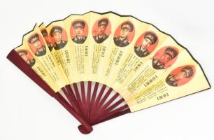 Kínai legyező Teng-Hsziao Ping főtitkárral és a katonai felső vezetés tagjaival, h: 33,5 cm