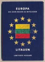 Litvánia 1997-2001. 10c-5L (6xklf) forgalmi összeállítás + Litvánia 2004. / Európa jelzett Ag emlékérem, közös A tíz új Európai Uniós tag / Az utolsó nemzeti érmék dísztokban, német nyelvű tanúsítvánnyal (0.925/38mm) T:UNC,PP  Lithuania 1997-2001. 10 Centu - 5 Litai (6xdiff) coin set + Lithuania 2004. / Europe hallmarked Ag commemorative medallion in shared The ten new European Union members / The last national coins decorative case with german certificate (0.925/38mm) C:UNC,PP
