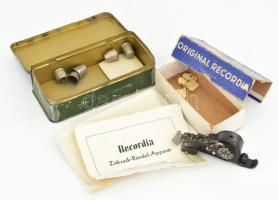 Recordia cikk-cakk varó eredeti dobozában használati utasítással + Singer fém doboz gyűszűkkel