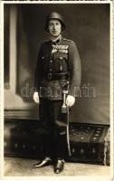 Magyar katona kitüntetésekkel / Hungarian military, soldier. Berzéki műterem (Debrecen) photo