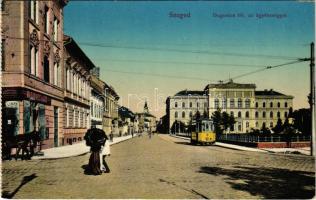 Szeged, Dugonics tér és szálloda, Ügyészség, villamos, Markovics Lajos üzlete