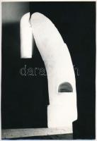 1968 Érdi György bonyhádi fotóművész feliratozott, vintage fotóművészeti alkotása (Architektúra), ezüst zselatinos fotópapíron, 24x16,2 cm