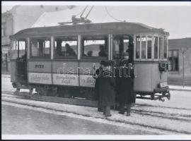 cca 1925 Pécs, villamos a Zsolnay gyár felé, 1 db modern nagyítás, a kocsi elején levő felirat is jól olvasható, 15x21 cm