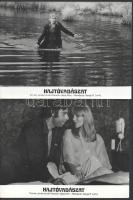 cca 1975 ,,Hajtóvadászat" című francia - olasz film jelenetei és szereplői, 19 db vintage produ...