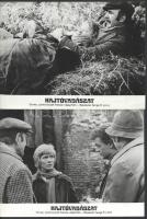 cca 1975 ,,Hajtóvadászat" című francia - olasz film jelenetei és szereplői, 19 db vintage produ...