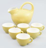 Gránit iparművész jellegű sárga teázó szett. Kiöntő + 6 db csésze. Jelzéssel, kopással, m: 15 cm