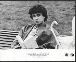 cca 1985 ,,Három férfi, egy mózeskosár" című francia filmvígjáték jelenetei és szereplői, 5 db ...