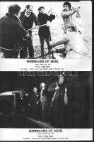 cca 1972 ,,Hárommilliárd lift nélkül" című francia - olasz film jelenetei és szereplői, 21 db v...