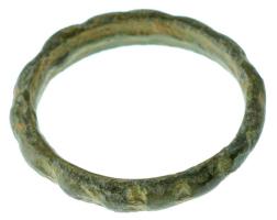 Kelták / Lausitzi kultúra(?) i.e. XIII-V. század Gyűrűpénz (?) bronz T:XF patina 
Celtic Tribes / L...