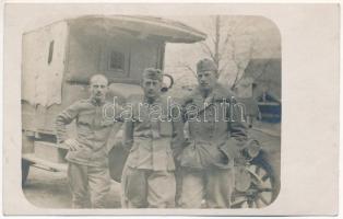 1918 Radauti, Radóc, Radautz (Bukovina, Bukowina); osztrák-magyar katonák katonai teherautó előtt / WWI K.u.k. soldiers on front of a military truck. photo