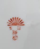 Japán pralinés készlet, jelzéssel, kis kopással, d: 9 és 17 cm