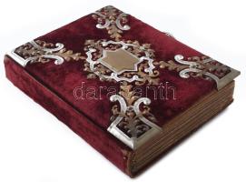 cca 1865-1870-1910 Régi családi fotóalbum, összesen 63 db fotóval, nagyrészt keményhátú fotók, de kö...