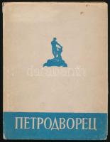 N. N. Fedorova - A. G. Raskin: Petrodvorec. Leningrád-Moszkva, 1954, Gosudarstvennoe izdatelstvo literatury po stroitelstvu i arkhitekture. Fekete-fehér és színes képekkel illusztrálva. Orosz nyelven. Kiadói kartonált papírkötés, kissé sérült kiadói papír védőborítóban.