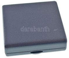 DN "Gróf Széchenyi István / MHB Magyar Hitelbank Rt" jelzett Ag emlékérem (34,59g/0.835/42...