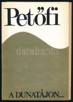 Szalai Katalin - Borbély Tibor - Kovács Gyula: Petőfi a Dunatájon... Bp., 1973, Pest megyei Népművelési Tanácsadó. Kiadói papírkötés, kísérőfüzettel. Megjelent 2000 példányban.