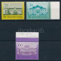 1987 Kastélyok 20Ft és 30Ft matt-matt, 100Ft fényes-matt, mindegyik 11 1/2 : 12 1/4 fogazással / Mi 3902-3903 matt-matt + Mi 3904 shiny-matt, each stamps with perforation 11 1/2 : 12 1/4