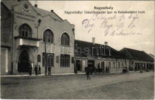 1914 Nagymihály, Michalovce; Takarékpénztár, Ipar és Kereskedelmi Bank, Lichtig Hermann üzlete / savings bank, shops (EK)