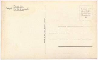 Szeged, Papucs piac, Susula Sándor papucskészítő mester standja. Traub B. és Társa kiadása