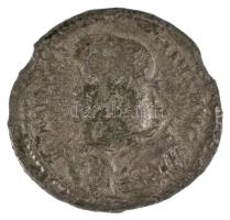 Római Birodalom / Trier / I. Licinius 313. Pseudo-argenteus billon (2,12g) T:VF Roman Empire / Trier / Licinius I 313. Pseudo-argenteus billon IMP LICI-NIVS AVG / IOVI CONSERV[ATORI AVG] - PTR (2,12g) C:VF RIC VI 825